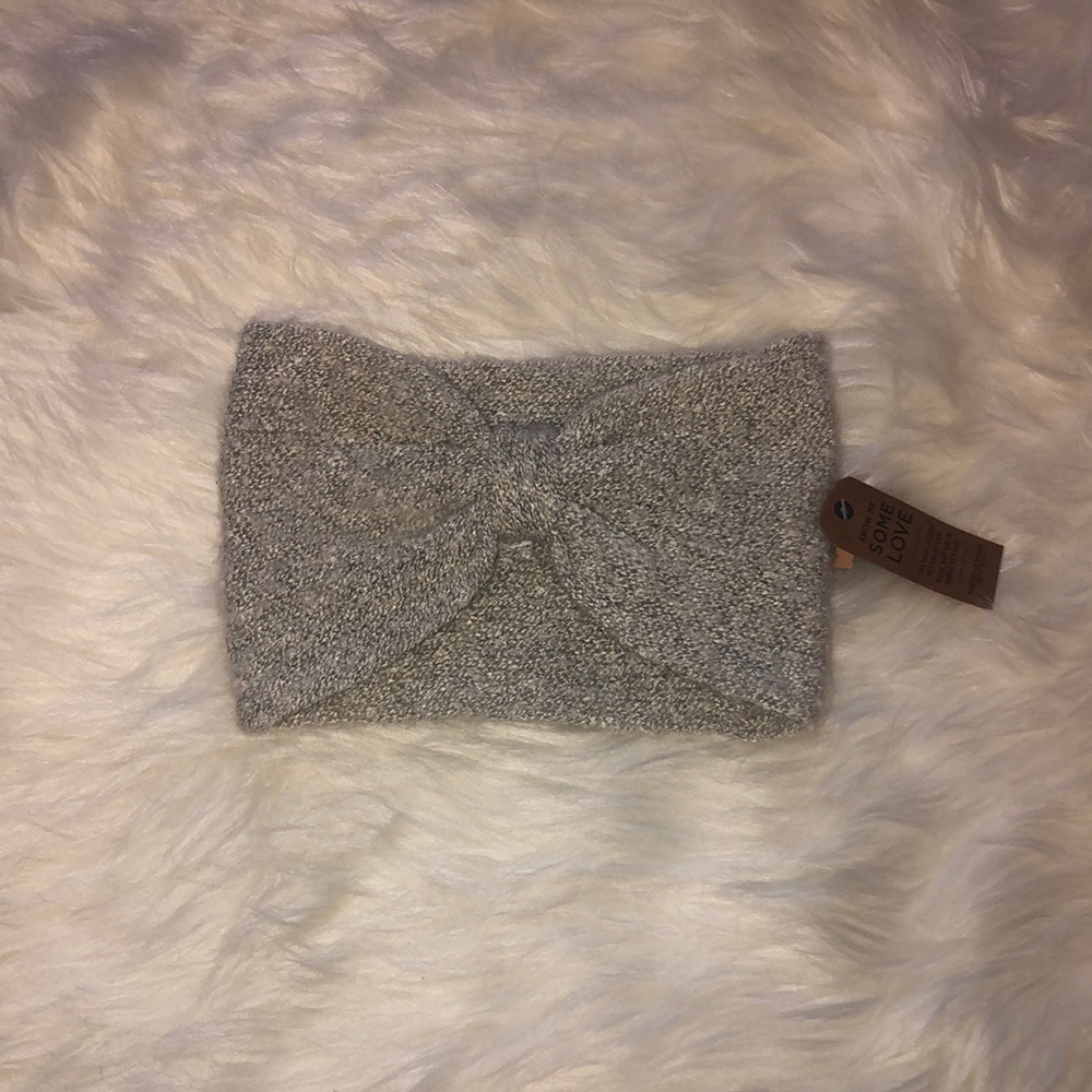 Ear warmer